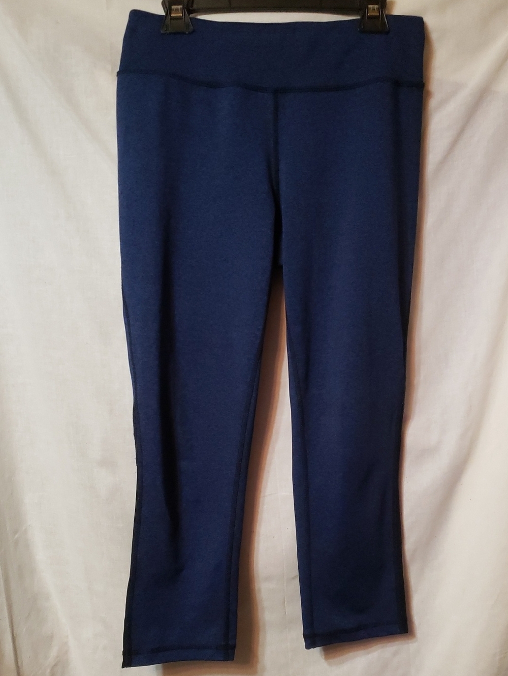 Athletic Works Black/Navy Blue Cropped Leggings
